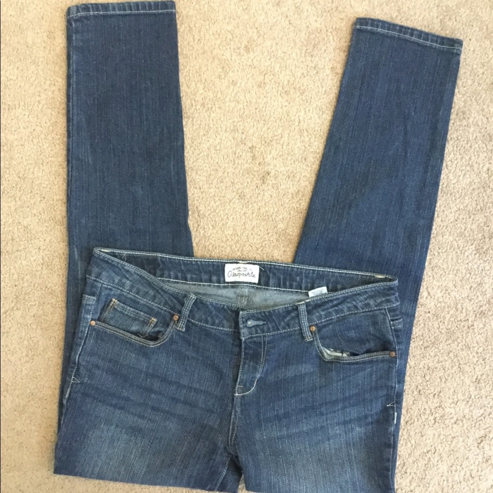 Dark wash skinny jeans
